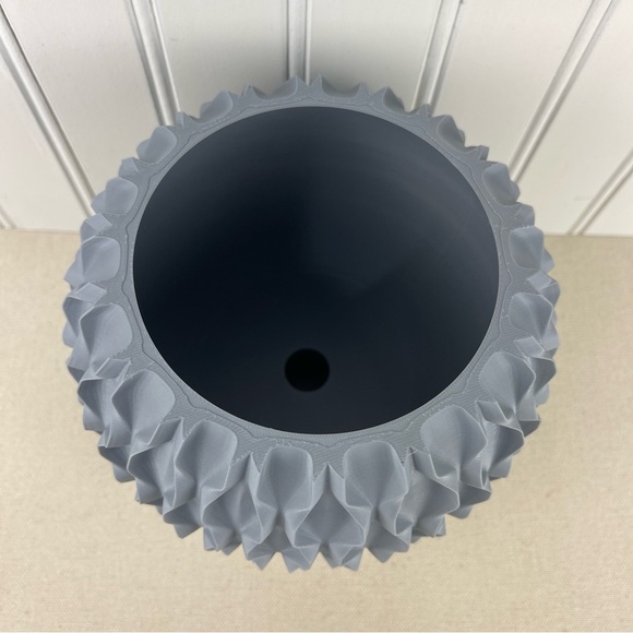 COPY - Modern Geometric Planter Pot, Chain Planter Pot, Indoor, Textured Planter - Picture 6 of 7